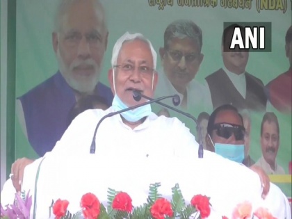 Pro-RJD slogans raised during CM Nitish Kumar's rally in Bihar's Tarapur | Pro-RJD slogans raised during CM Nitish Kumar's rally in Bihar's Tarapur