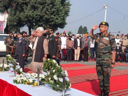 J-K LG Manoj Sinha dedicates war memorial at Srinagar | J-K LG Manoj Sinha dedicates war memorial at Srinagar