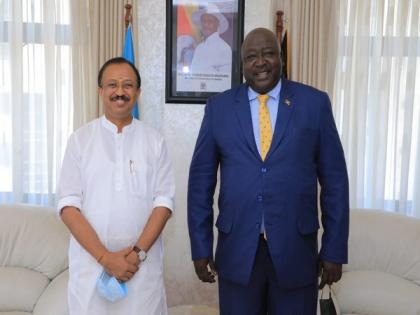 President Museveni praised Indian community in Uganda for their significant contributions: MoS Muraleedharan | President Museveni praised Indian community in Uganda for their significant contributions: MoS Muraleedharan President Museveni praised Indian community in Uganda for their significant contributions: MoS Muraleedharan | President Museveni praised Indian community in Uganda for their significant contributions: MoS Muraleedharan