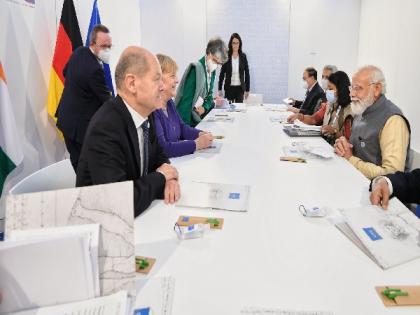PM Modi, Chancellor Merkel discuss India-Germany relations on sidelines of G20 Summit | PM Modi, Chancellor Merkel discuss India-Germany relations on sidelines of G20 Summit