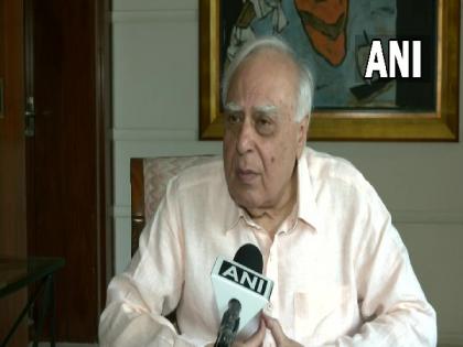 BJP indulges in politics of religion, does not think of people: Kapil Sibal over price rise in LPG, fuel | BJP indulges in politics of religion, does not think of people: Kapil Sibal over price rise in LPG, fuel