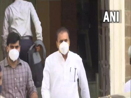 Mumbai: ED takes Anil Deshmukh for medical examination after his arrest | Mumbai: ED takes Anil Deshmukh for medical examination after his arrest Mumbai: ED takes Anil Deshmukh for medical examination after his arrest | Mumbai: ED takes Anil Deshmukh for medical examination after his arrest