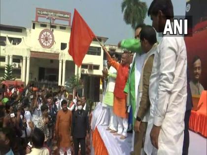 UP Deputy CM flags off 'Shobha Yatra' in Ayodhya | UP Deputy CM flags off 'Shobha Yatra' in Ayodhya