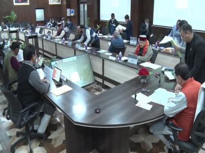 Uttarakhand CM directs officials to achieve target of giving loans under various schemes by December 15 | Uttarakhand CM directs officials to achieve target of giving loans under various schemes by December 15 Uttarakhand CM directs officials to achieve target of giving loans under various schemes by December 15 | Uttarakhand CM directs officials to achieve target of giving loans under various schemes by December 15