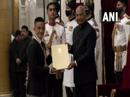 Playing for 19 years primary reason behind my Khel Ratna Award: Chhetri | Playing for 19 years primary reason behind my Khel Ratna Award: Chhetri