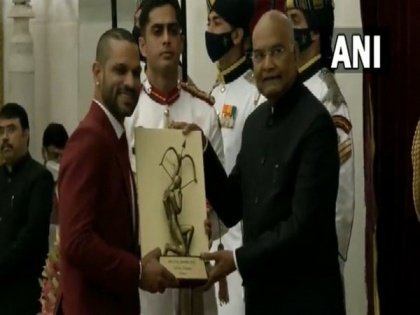 Shikhar Dhawan, Bhavina Patel, Suhas Yathiraj among 35 athletes conferred Arjuna Award | Shikhar Dhawan, Bhavina Patel, Suhas Yathiraj among 35 athletes conferred Arjuna Award