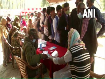 J-K: Indian Army organizes free medical cum COVID-19 vaccination camp in Poonch | J-K: Indian Army organizes free medical cum COVID-19 vaccination camp in Poonch
