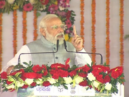 Delhi, Lucknow were dominated by dynasts for years, partnership of family members crushed aspirations of UP: PM Modi | Delhi, Lucknow were dominated by dynasts for years, partnership of family members crushed aspirations of UP: PM Modi