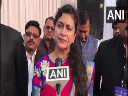 SC extends stay on non-bailable warrant against Noida CEO Ritu Maheshwari till May 13 | SC extends stay on non-bailable warrant against Noida CEO Ritu Maheshwari till May 13