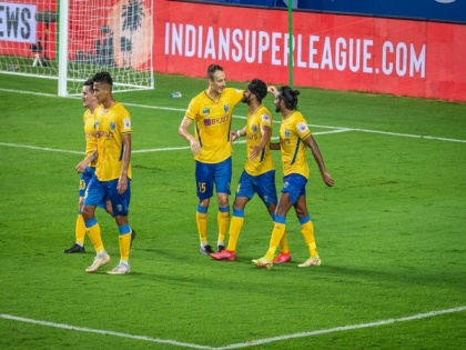 ISL: Will be difficult to beat 'compact team' Kerala Blasters, says East Bengal coach | ISL: Will be difficult to beat 'compact team' Kerala Blasters, says East Bengal coach