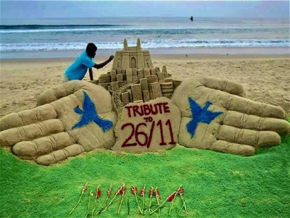'Never forget': Sand artist Sudarsan Pattnaik pay tribute to victims of 26/11 Mumbai terror attacks | 'Never forget': Sand artist Sudarsan Pattnaik pay tribute to victims of 26/11 Mumbai terror attacks