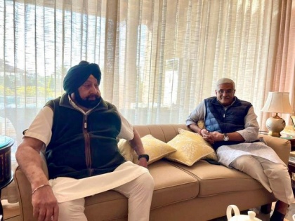 Punjab polls: Capt. Amarinder Singh met BJP Punjab incharge Gajendra Singh Shekhawat amid talks on seat sharing | Punjab polls: Capt. Amarinder Singh met BJP Punjab incharge Gajendra Singh Shekhawat amid talks on seat sharing