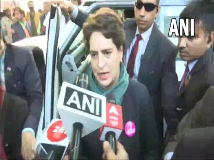Govt busy tapping Opposition's phones, alleges Priyanka Gandhi | Govt busy tapping Opposition's phones, alleges Priyanka Gandhi
