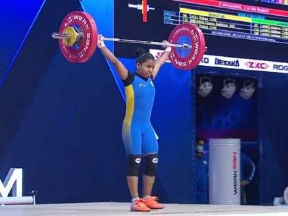 India's Jhilli Dalabehera clinches gold in Commonwealth Weightlifting C'ships | India's Jhilli Dalabehera clinches gold in Commonwealth Weightlifting C'ships