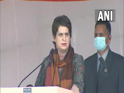 Centre wants to sell everything that Cong built in last 70 years, alleges Priyanka Gandhi Vadra | Centre wants to sell everything that Cong built in last 70 years, alleges Priyanka Gandhi Vadra