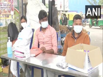 Bengaluru: Rapid test for COVID-19 conducted at KR market | Bengaluru: Rapid test for COVID-19 conducted at KR market