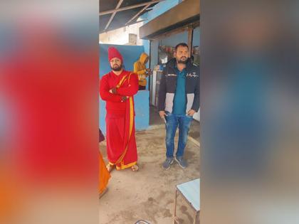 Chhattisgarh Police produces religious leader Kalicharan Maharaj before Raipur court | Chhattisgarh Police produces religious leader Kalicharan Maharaj before Raipur court