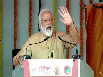 Daughters of UP have decided that they will not let previous govts come back to power: PM Modi | Daughters of UP have decided that they will not let previous govts come back to power: PM Modi Daughters of UP have decided that they will not let previous govts come back to power: PM Modi | Daughters of UP have decided that they will not let previous govts come back to power: PM Modi
