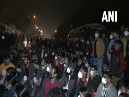 Delhi: Resident doctors to continue protest against delays in NEET PG counselling | Delhi: Resident doctors to continue protest against delays in NEET PG counselling