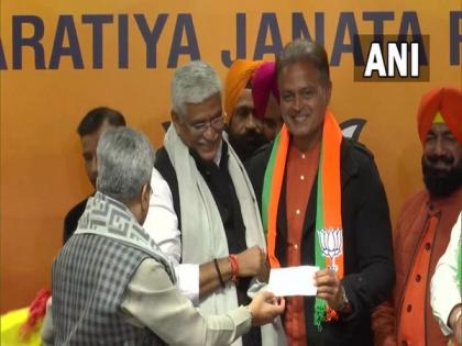 Former cricketer Dinesh Mongia joins BJP, ahead of Punjab polls | Former cricketer Dinesh Mongia joins BJP, ahead of Punjab polls