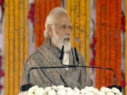 Double engine govt working with double speed for development of UP, says PM Modi | Double engine govt working with double speed for development of UP, says PM Modi
