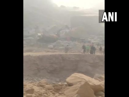 2 injured, several missing in Haryana's Bhiwani landslide | 2 injured, several missing in Haryana's Bhiwani landslide