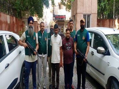 Delhi Police Special Cell busts Dubai-based FICN syndicate, 2 held | Delhi Police Special Cell busts Dubai-based FICN syndicate, 2 held