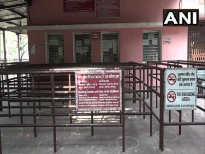 Manual ticket counters of Taj Mahal, Agra Fort closed in view of COVID-19 | Manual ticket counters of Taj Mahal, Agra Fort closed in view of COVID-19 Manual ticket counters of Taj Mahal, Agra Fort closed in view of COVID-19 | Manual ticket counters of Taj Mahal, Agra Fort closed in view of COVID-19
