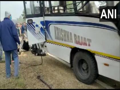 Death toll in Jharkhand's Pakur accident rises to 16 | Death toll in Jharkhand's Pakur accident rises to 16