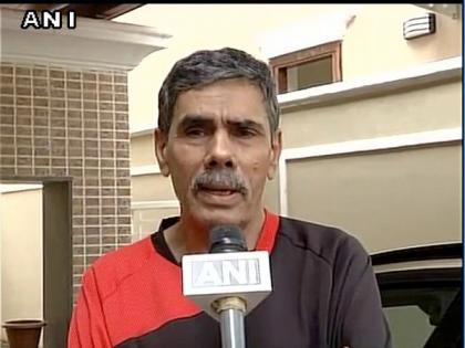 'Very wrong to make such derogatory statement, he should apologise,' Sania Nehwal's father on Siddharth's tweet | 'Very wrong to make such derogatory statement, he should apologise,' Sania Nehwal's father on Siddharth's tweet