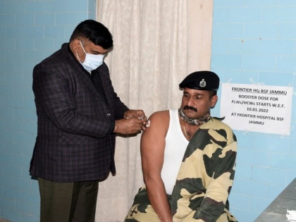 BSF jawans, frontline workers administered 'precaution dose' of COVID-19 vaccine in Jammu | BSF jawans, frontline workers administered 'precaution dose' of COVID-19 vaccine in Jammu