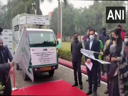 Aiming to collect, recycle electronic waste, Noida Authority CEO flags off special vehicle | Aiming to collect, recycle electronic waste, Noida Authority CEO flags off special vehicle
