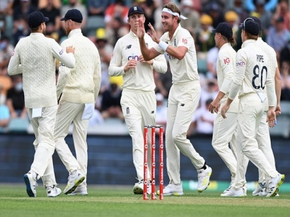 Ashes, 5th Test: Broad, Robinson put Australia on backfoot (Dinner, Day 1) | Ashes, 5th Test: Broad, Robinson put Australia on backfoot (Dinner, Day 1)