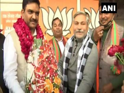 Ahead of UP Assembly polls, former IPS officer Asim Arun joins BJP in Lucknow | Ahead of UP Assembly polls, former IPS officer Asim Arun joins BJP in Lucknow