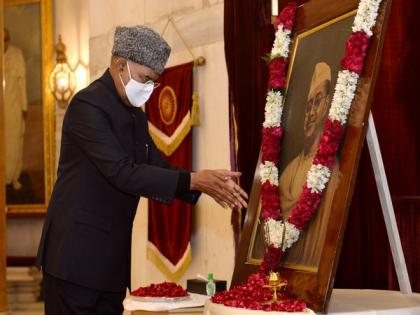President Kovind pays floral tributes to Netaji on his 125th birth anniversary | President Kovind pays floral tributes to Netaji on his 125th birth anniversary