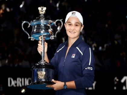 Ashleigh Barty trades tennis for golf, signs up to play in Icons Series golf event | Ashleigh Barty trades tennis for golf, signs up to play in Icons Series golf event