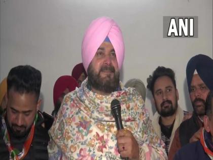 Punjab Assembly polls: Deciding CM face neither in Sunil Jakhar's hands nor in mine, says Sidhu | Punjab Assembly polls: Deciding CM face neither in Sunil Jakhar's hands nor in mine, says Sidhu