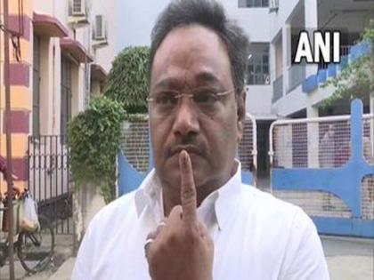 BJP leader Samik Bhattacharya alleges bogus voting in WB civic body polls | BJP leader Samik Bhattacharya alleges bogus voting in WB civic body polls