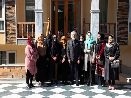 Abdullah Abdullah meets women activists in Kabul to discuss political, social rights | Abdullah Abdullah meets women activists in Kabul to discuss political, social rights