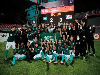 Football legend Pele congratulates Saudi Arabia women's team after its victory in debut international match | Football legend Pele congratulates Saudi Arabia women's team after its victory in debut international match