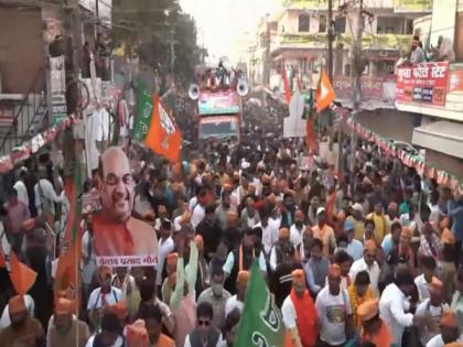 UP polls: Amit Shah holds massive roadshow in Prayagraj | UP polls: Amit Shah holds massive roadshow in Prayagraj