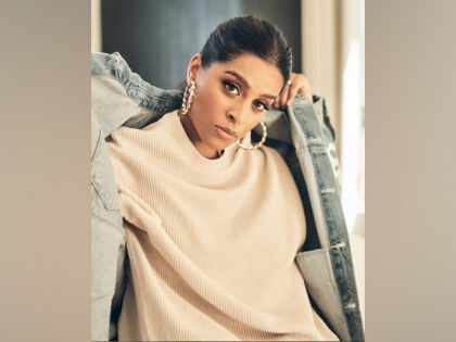 Lilly Singh grooves to Madhuri's hit number, 'Chane Ke Khet Mein' while enjoying 'Fame Game' | Lilly Singh grooves to Madhuri's hit number, 'Chane Ke Khet Mein' while enjoying 'Fame Game'