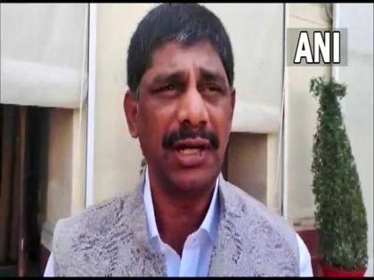 Hijab row: Govt duty-bound to protect girl students, says Karnataka Congress MP DK Suresh | Hijab row: Govt duty-bound to protect girl students, says Karnataka Congress MP DK Suresh Hijab row: Govt duty-bound to protect girl students, says Karnataka Congress MP DK Suresh | Hijab row: Govt duty-bound to protect girl students, says Karnataka Congress MP DK Suresh