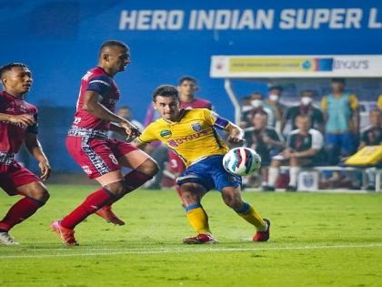 ISL: Kerala edge Jamshedpur 2-1 over two legs to book final berth | ISL: Kerala edge Jamshedpur 2-1 over two legs to book final berth ISL: Kerala edge Jamshedpur 2-1 over two legs to book final berth | ISL: Kerala edge Jamshedpur 2-1 over two legs to book final berth