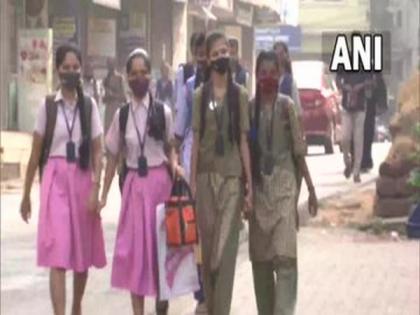 Karnataka: Schools, colleges reopen in Udupi after hijab verdict | Karnataka: Schools, colleges reopen in Udupi after hijab verdict Karnataka: Schools, colleges reopen in Udupi after hijab verdict | Karnataka: Schools, colleges reopen in Udupi after hijab verdict
