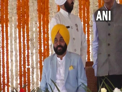 Punjab CM to announce anti-corruption helpline, says complaints will be received on his personal WhatsApp number | Punjab CM to announce anti-corruption helpline, says complaints will be received on his personal WhatsApp number