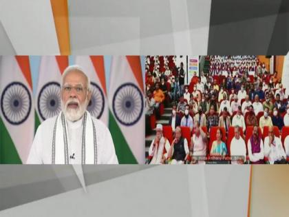 Half of the seats in private medical colleges will be charged at par with govt medical colleges: PM Modi | Half of the seats in private medical colleges will be charged at par with govt medical colleges: PM Modi