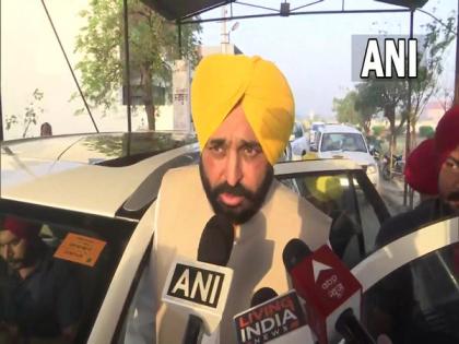 Bhagwant Mann meets AAP MP Sanjay Singh ahead of tendering resignation from Lok Sabha | Bhagwant Mann meets AAP MP Sanjay Singh ahead of tendering resignation from Lok Sabha