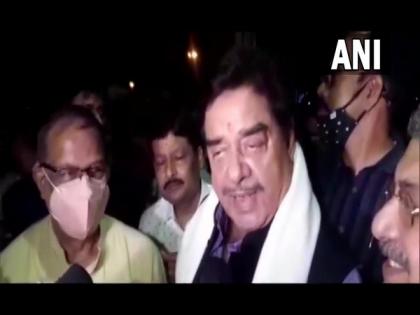 Asansol bypoll: Shatrughan Sinha rubbishes BJP's 'Outsider' jibe, says PM Modi too contested from Kashi | Asansol bypoll: Shatrughan Sinha rubbishes BJP's 'Outsider' jibe, says PM Modi too contested from Kashi