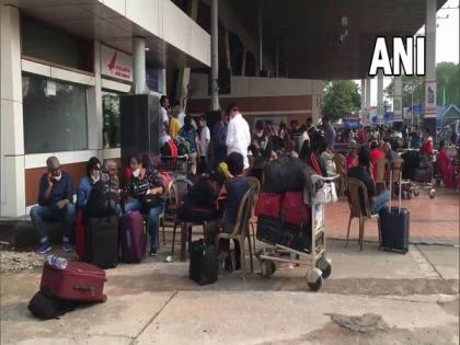 21 Flights cancelled at Bagdogra International Airport due to runway damage | 21 Flights cancelled at Bagdogra International Airport due to runway damage